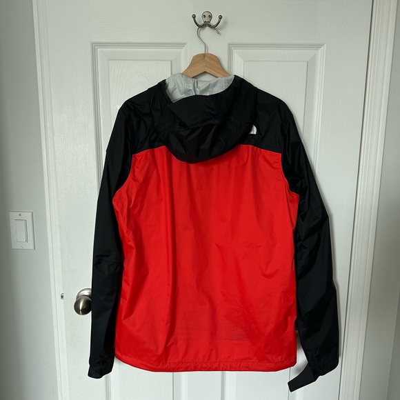 The North Face Men's Waterproof Jacket - Picture 3 of 12